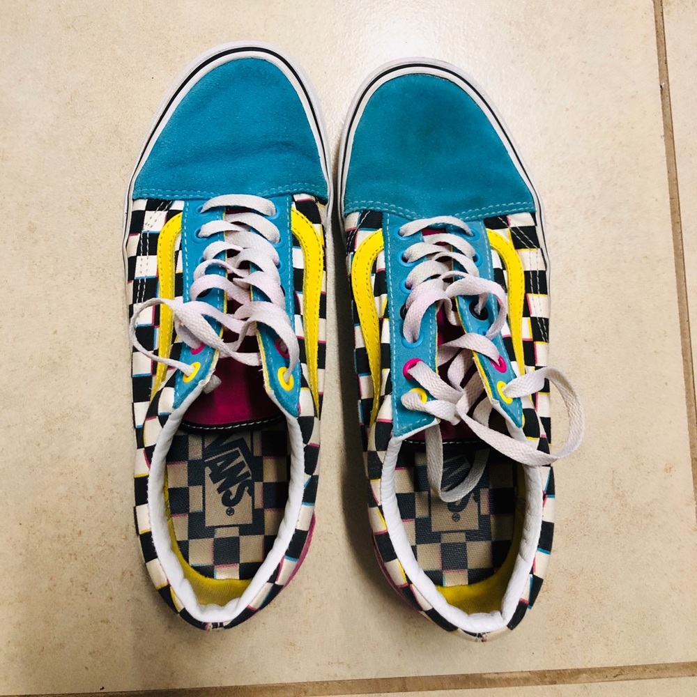 Checkered vans shoes